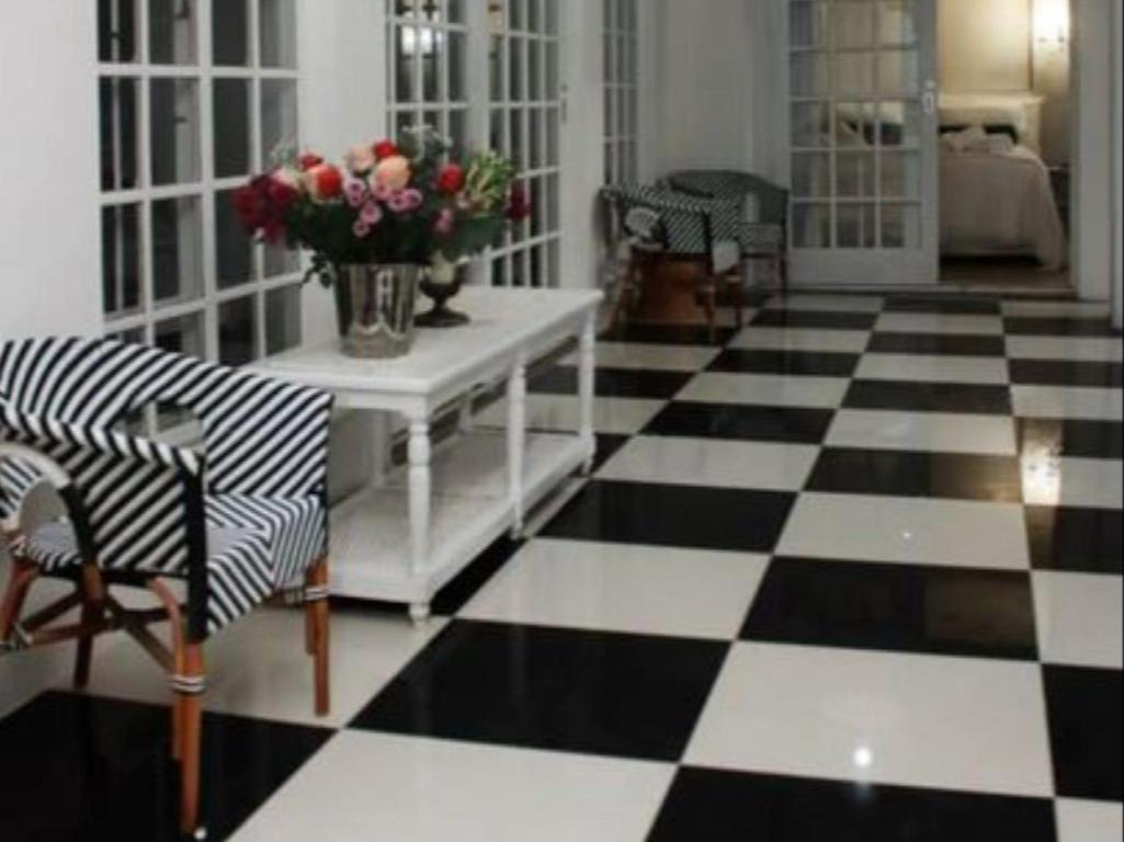 La Belle Guest House 블룸폰테인 외부 사진