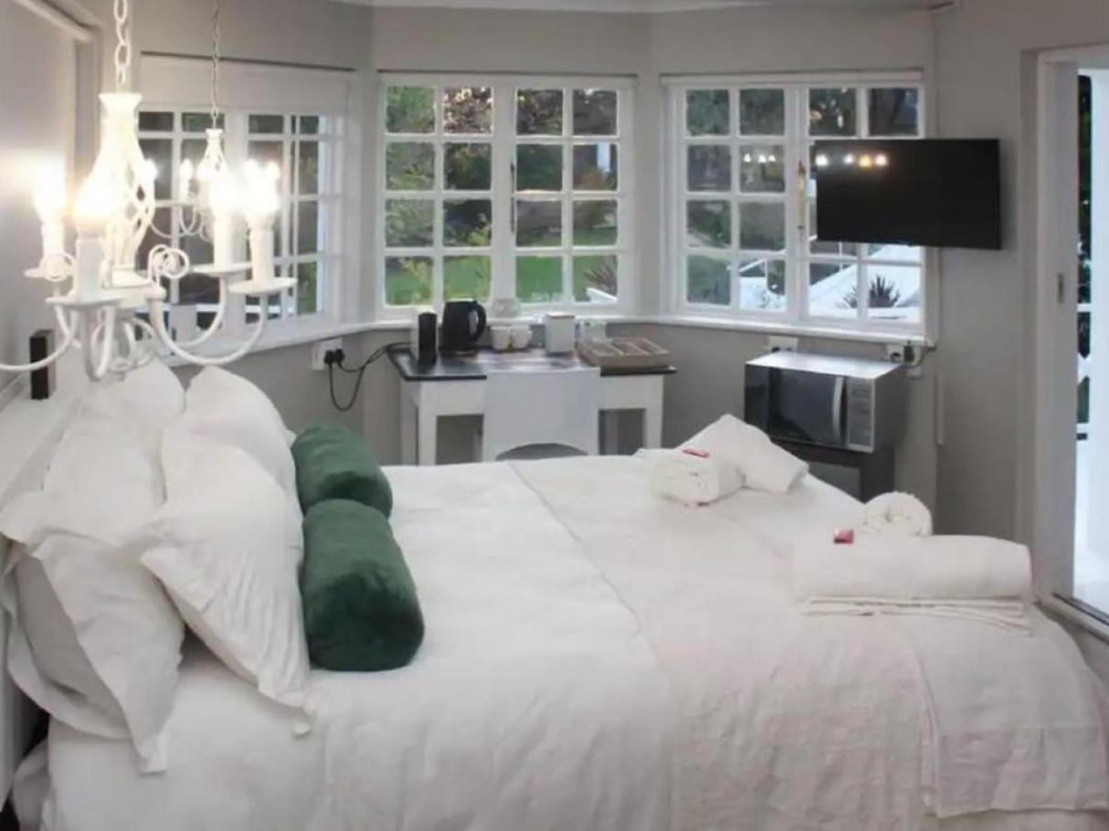 La Belle Guest House 블룸폰테인 외부 사진
